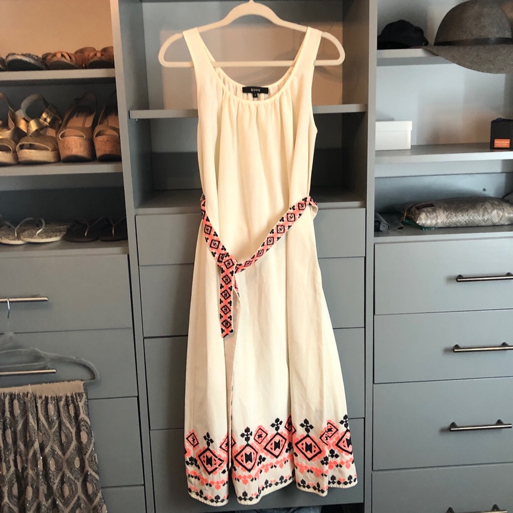 Woman’s Suno dress